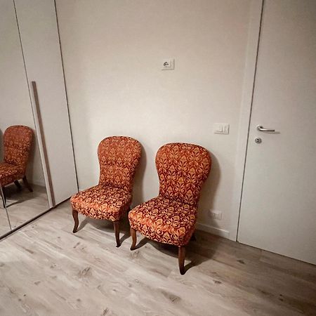 Appartamento Anna - Comfort E Stile In Centro Storico อิโมลา ภายนอก รูปภาพ