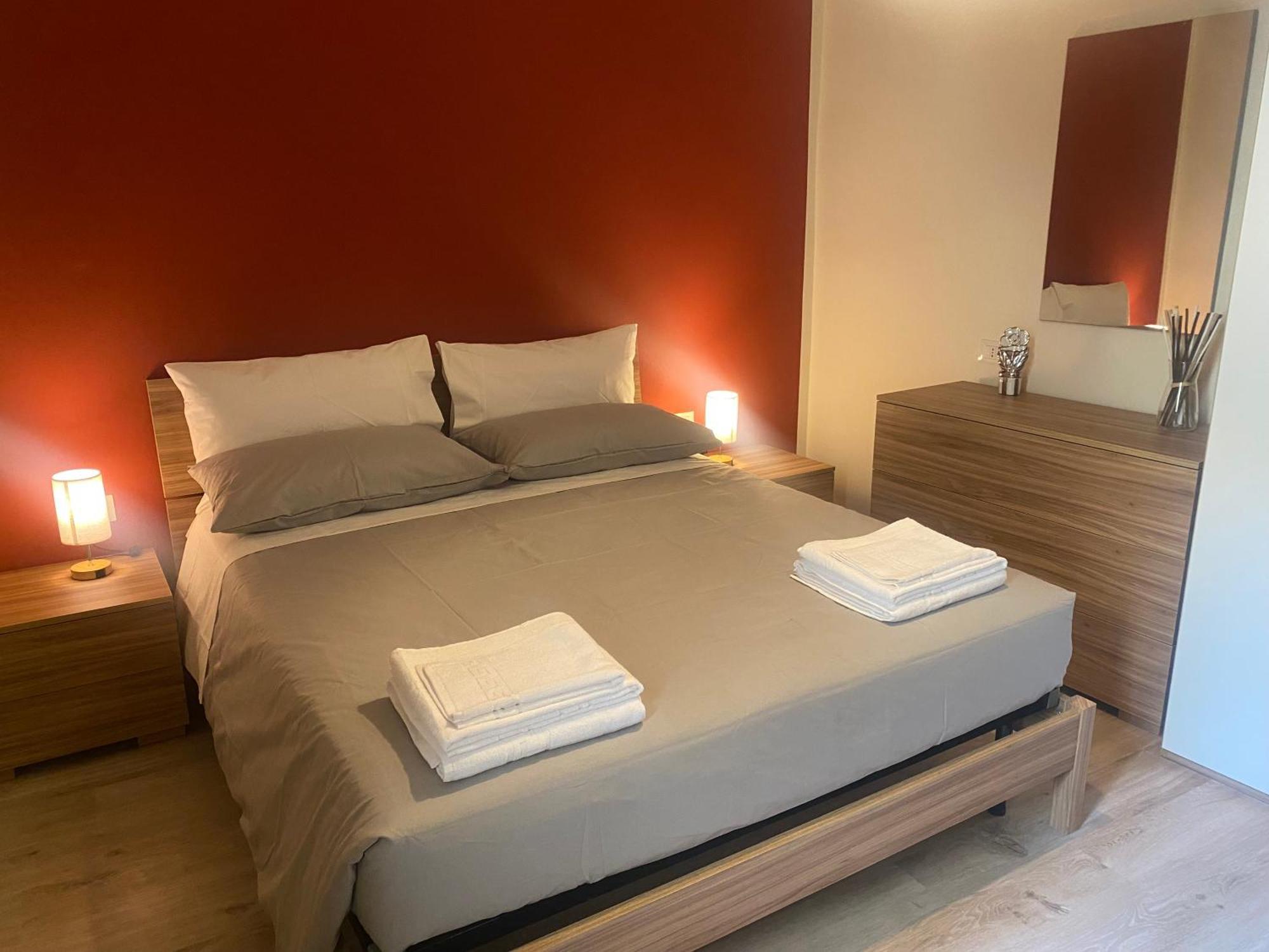 Appartamento Anna - Comfort E Stile In Centro Storico อิโมลา ภายนอก รูปภาพ